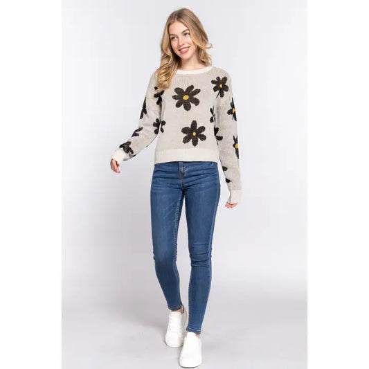 PREORDER - DAISY SWEATER