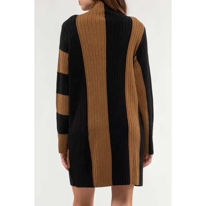 TWO TONE STRIPED MINI SWEATER DRESS