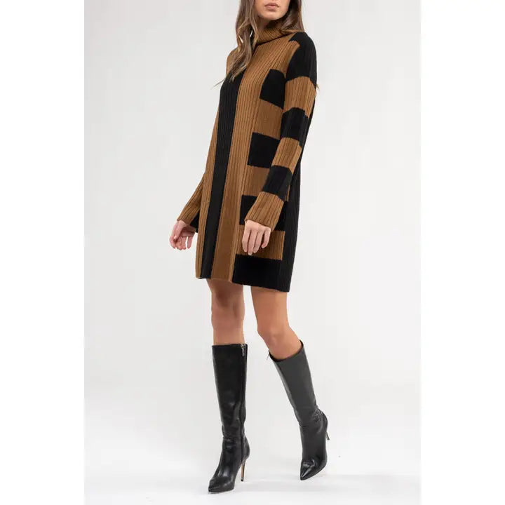 TWO TONE STRIPED MINI SWEATER DRESS